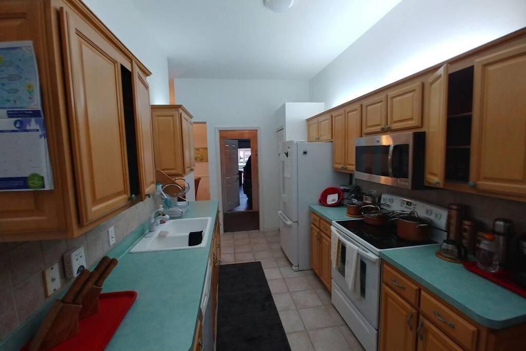 Craig House With Heated Pool On Small Lake Μπράντεντον Εξωτερικό φωτογραφία